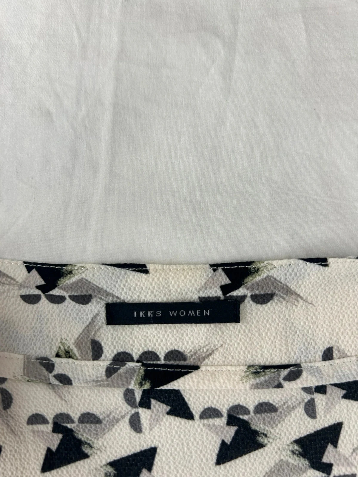 Black and white pattern blouse IKKS women size 44 – photo 6